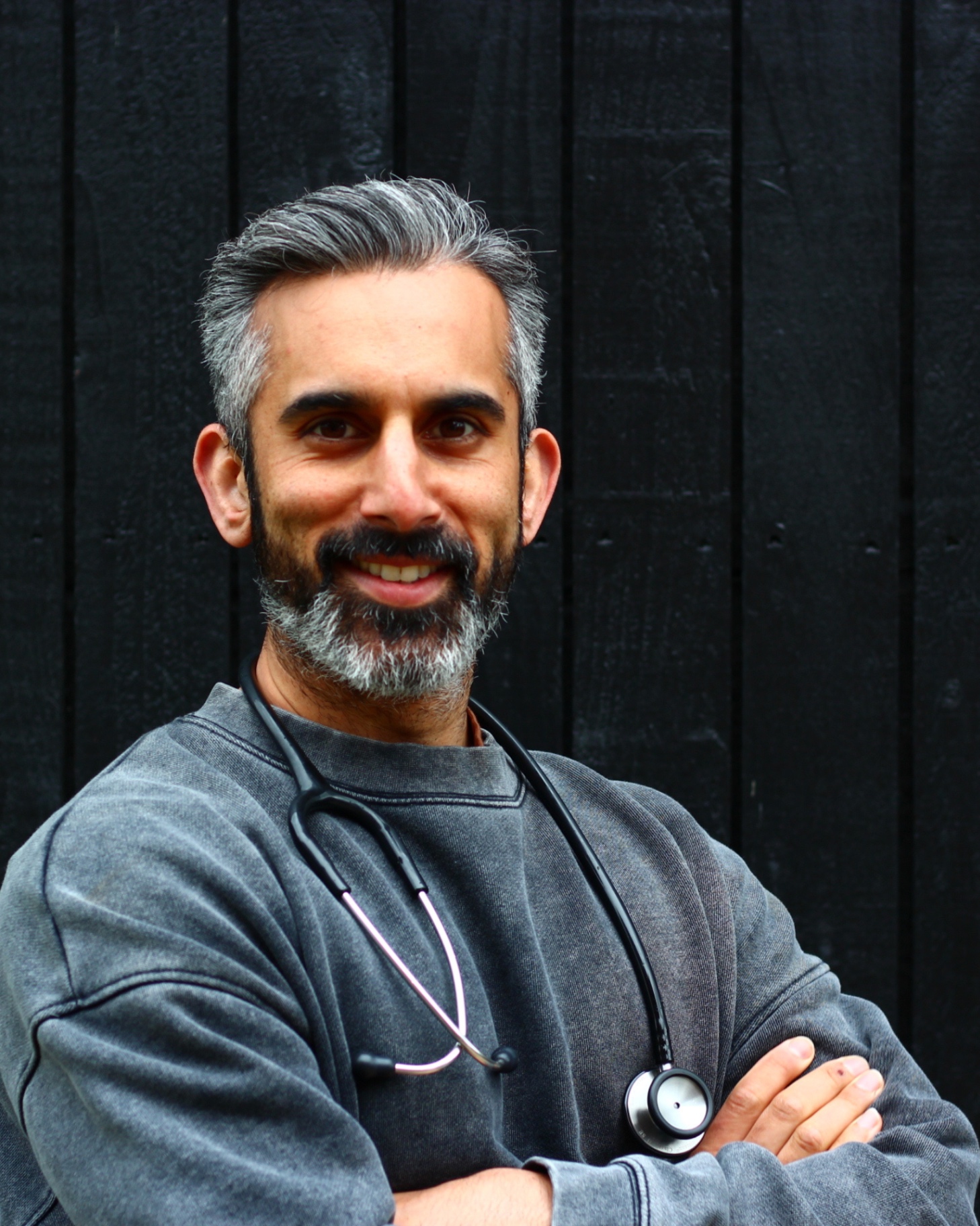 Dr Nik Chopra